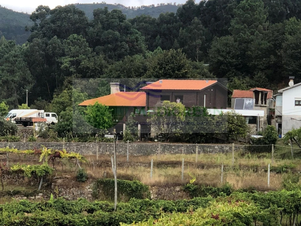 Moradia T4 para Venda em Roge Foto 5