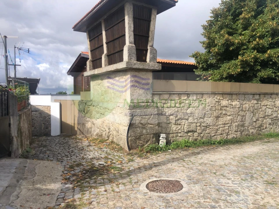 Moradia T4 para Venda em Roge Foto 33