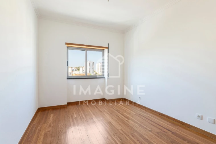 Apartamento T4 para Arrendamento em União das Freguesias de Setúbal Foto 11