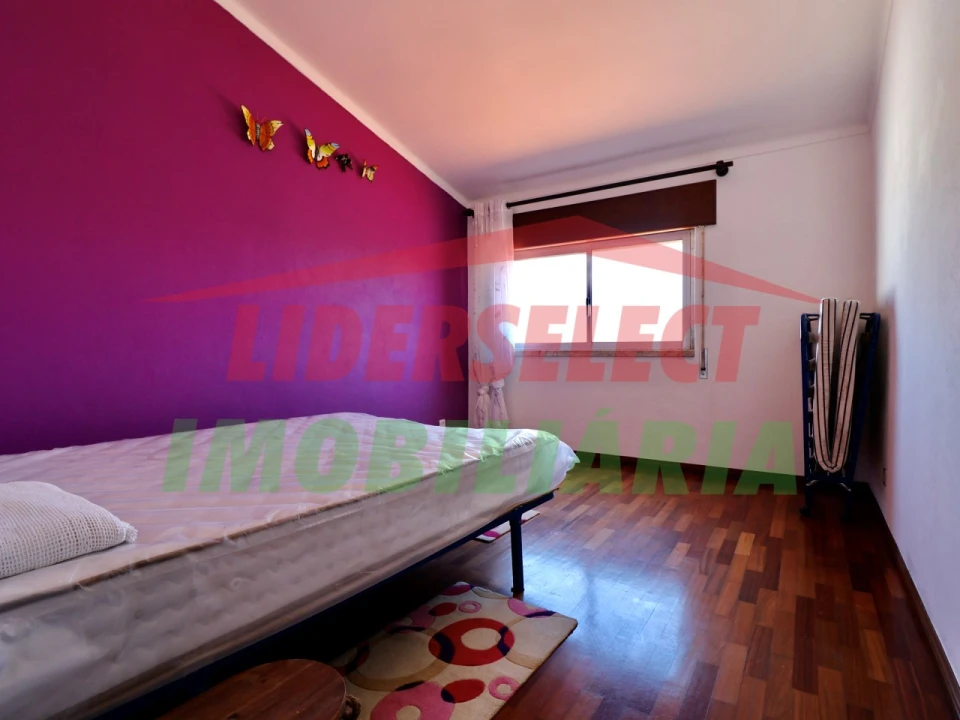 Moradia T4 para Venda em A dos Cunhados e Maceira Foto 15