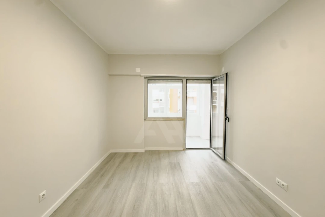 Apartamento T2 para Venda em Oeiras e São Julião da Barra, Paço de Arcos e Caxias Foto 11