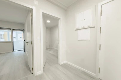 Apartamento T2 para Venda em Oeiras e São Julião da Barra, Paço de Arcos e Caxias