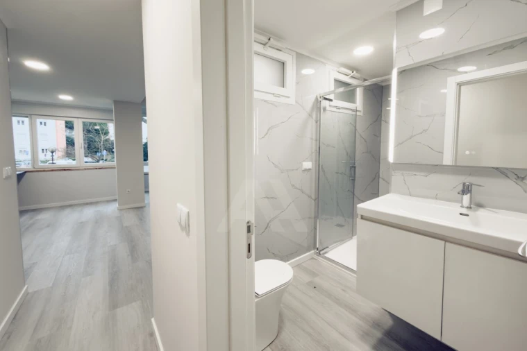 Apartamento T2 para Venda em Oeiras e São Julião da Barra, Paço de Arcos e Caxias Foto 8