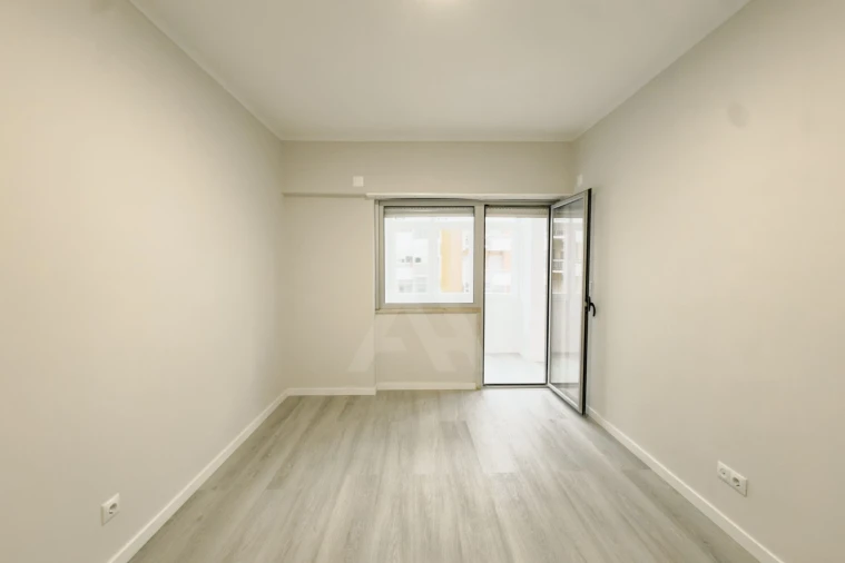 Apartamento T2 para Venda em Oeiras e São Julião da Barra, Paço de Arcos e Caxias Foto 11