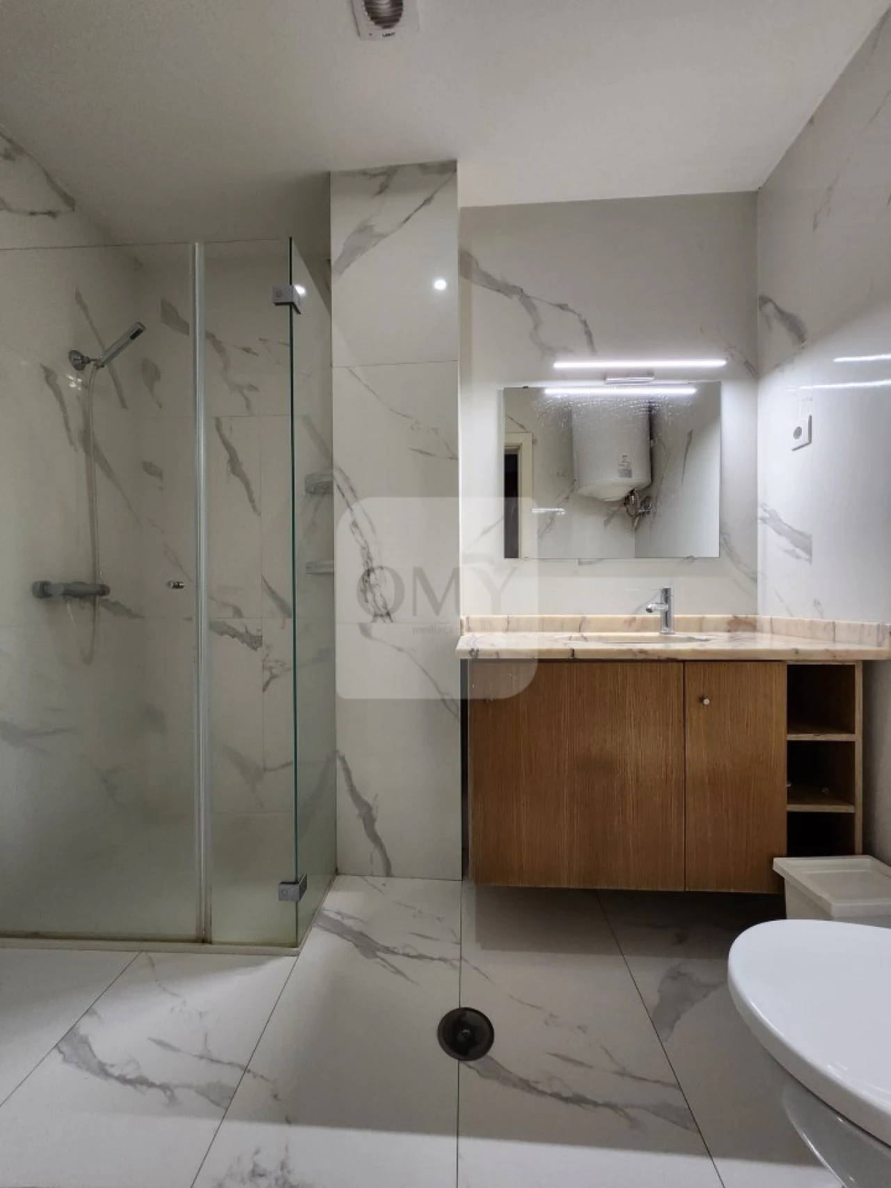 Apartamento T1 para Arrendamento em Nossa Senhora da Conceição, São Pedro e São Dinis Foto 5