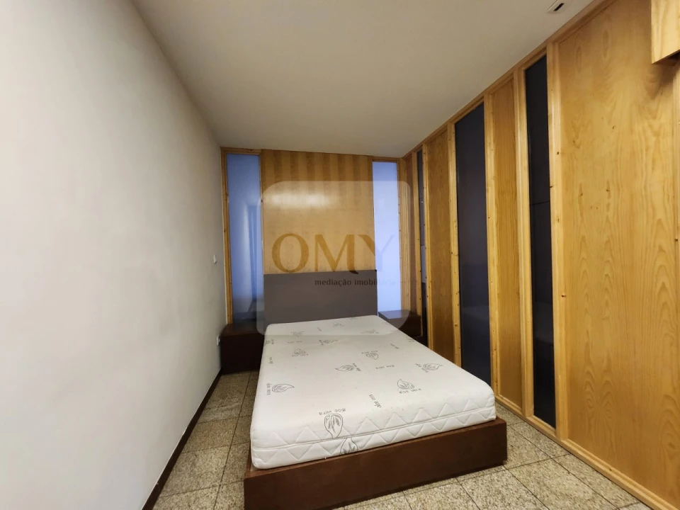 Apartamento T1 para Arrendamento em Nossa Senhora da Conceição, São Pedro e São Dinis Foto 6