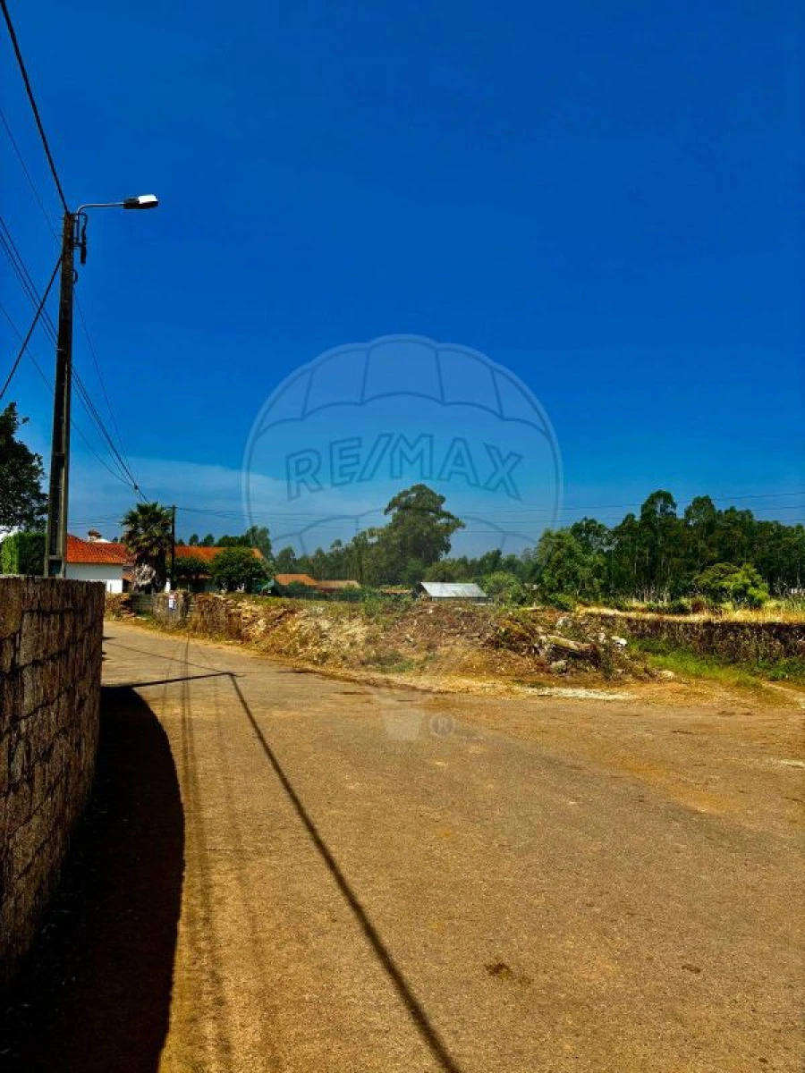 Moradia T2 para Venda em Loureiro Foto 4