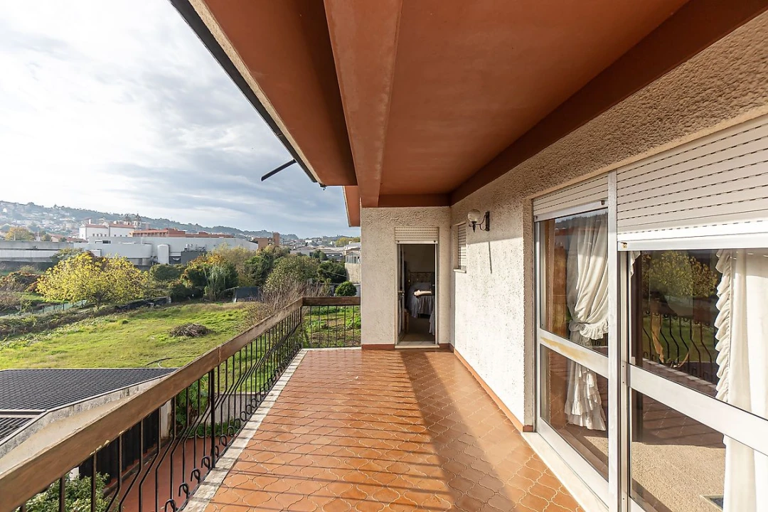 Moradia T7 para Venda em Valongo Foto 14