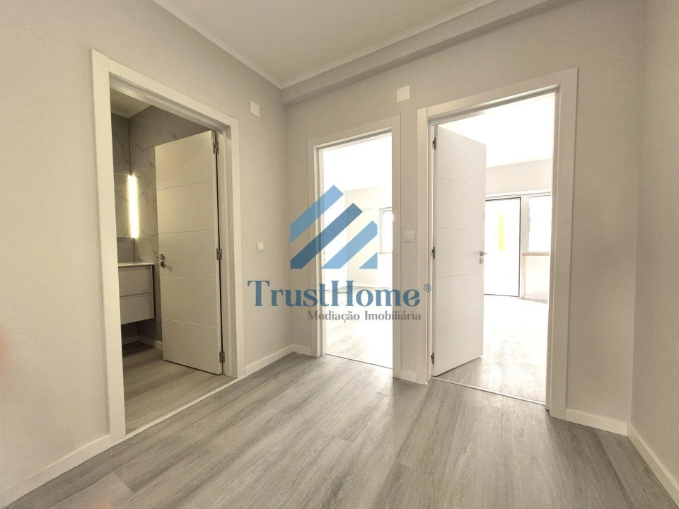 Apartamento T2 para Venda em Oeiras e São Julião da Barra, Paço de Arcos e Caxias Foto 23