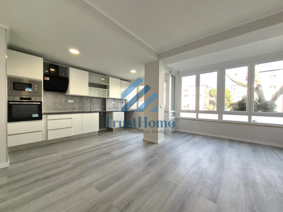 Apartamento T2 para Venda em Oeiras e São Julião da Barra, Paço de Arcos e Caxias Foto 3