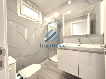 Apartamento T2 para Venda em Oeiras e São Julião da Barra, Paço de Arcos e Caxias