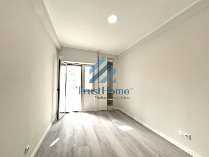 Apartamento T2 para Venda em Oeiras e São Julião da Barra, Paço de Arcos e Caxias Foto 19