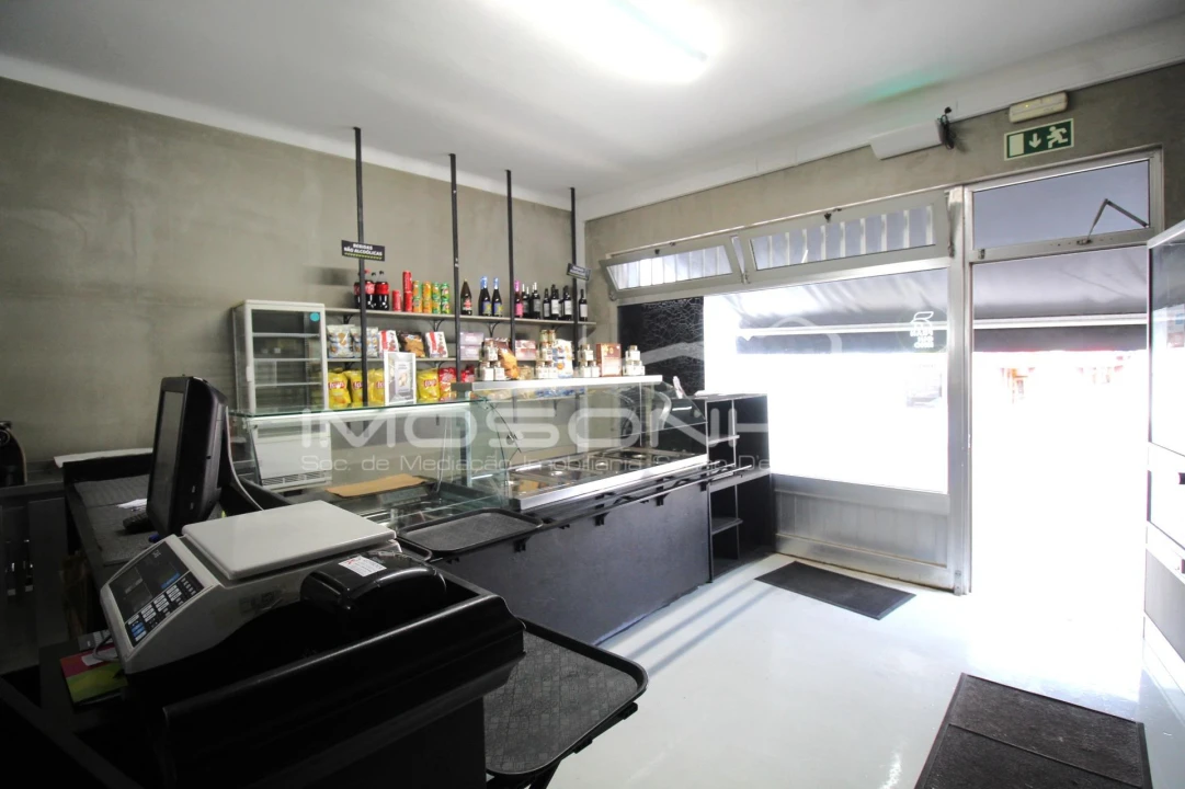 Negócio para Arrendamento em Marinha Grande Foto 2