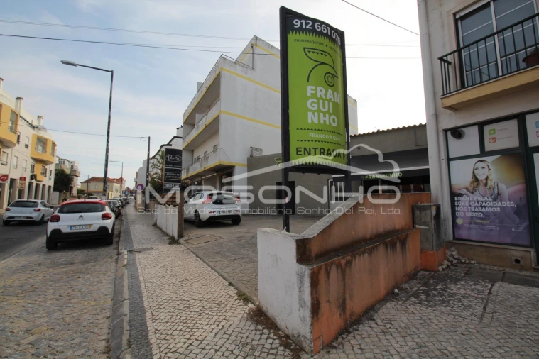 Negócio para Venda em Marinha Grande Foto 19