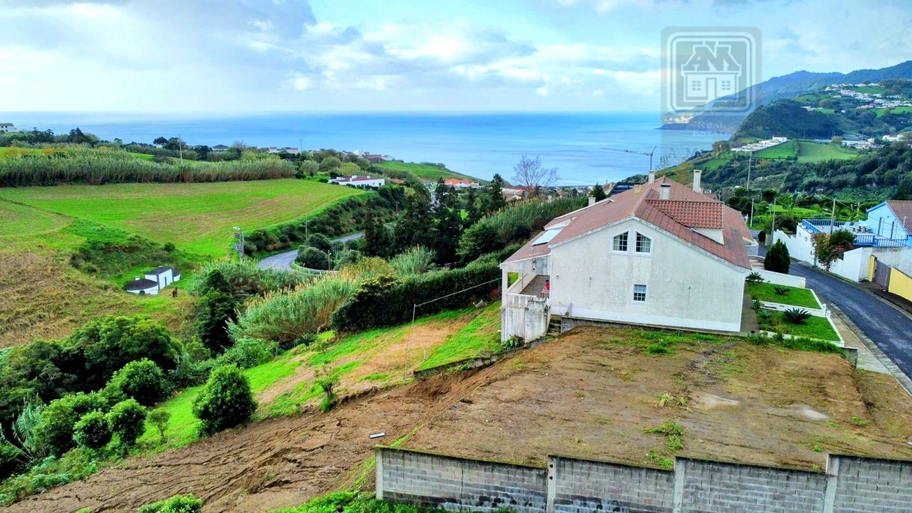 Terreno para Venda em Nossa Senhora dos Remedios Foto 1