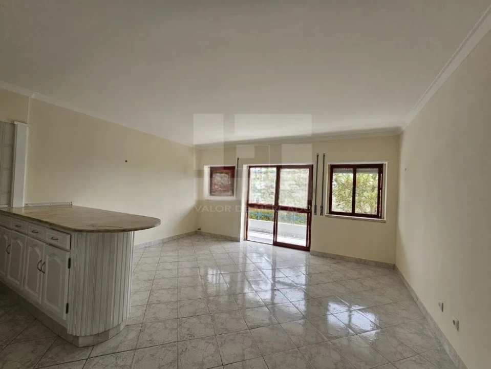 Apartamento T1 para Venda em São João das Lampas e Terrugem Foto 3