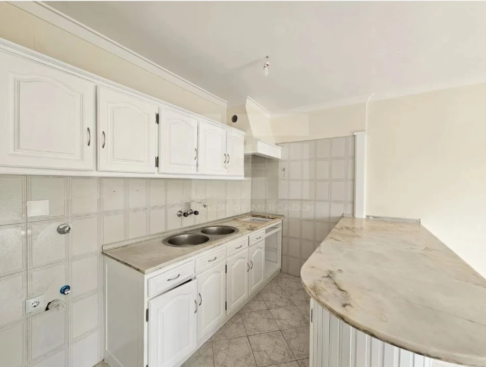 Apartamento T1 para Venda em São João das Lampas e Terrugem Foto 6