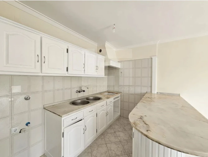 Apartamento T1 para Venda em São João das Lampas e Terrugem Foto 6