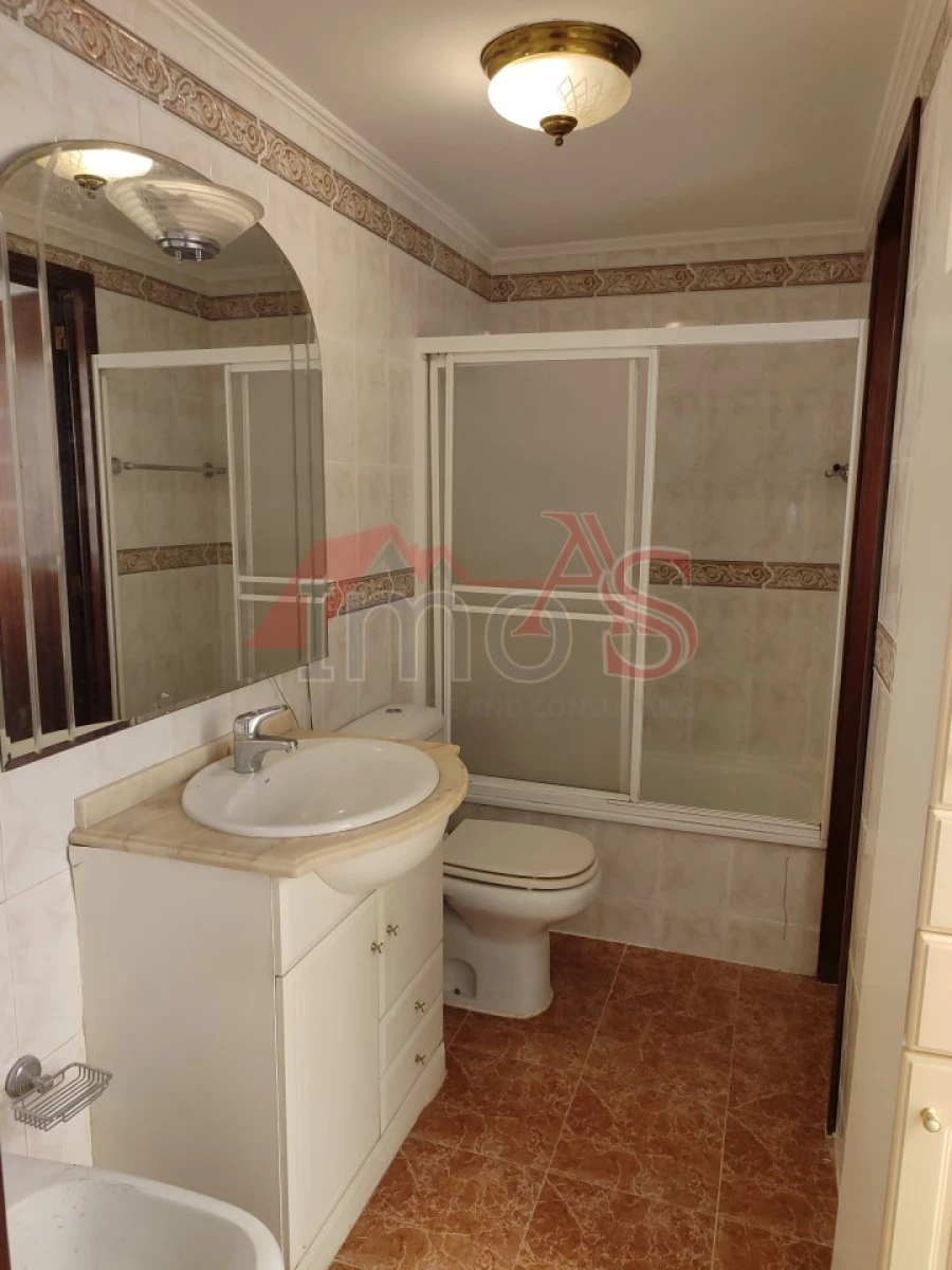 Apartamento T2 para Venda em Santa Maria Maior Foto 22