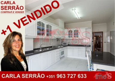 Apartamento T2 para Venda em Benfica
