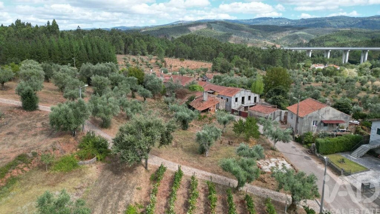 Moradia T3 para Venda em Podentes Foto 23