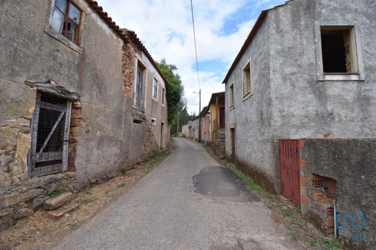 Moradia T3 para Venda em Podentes Foto 4