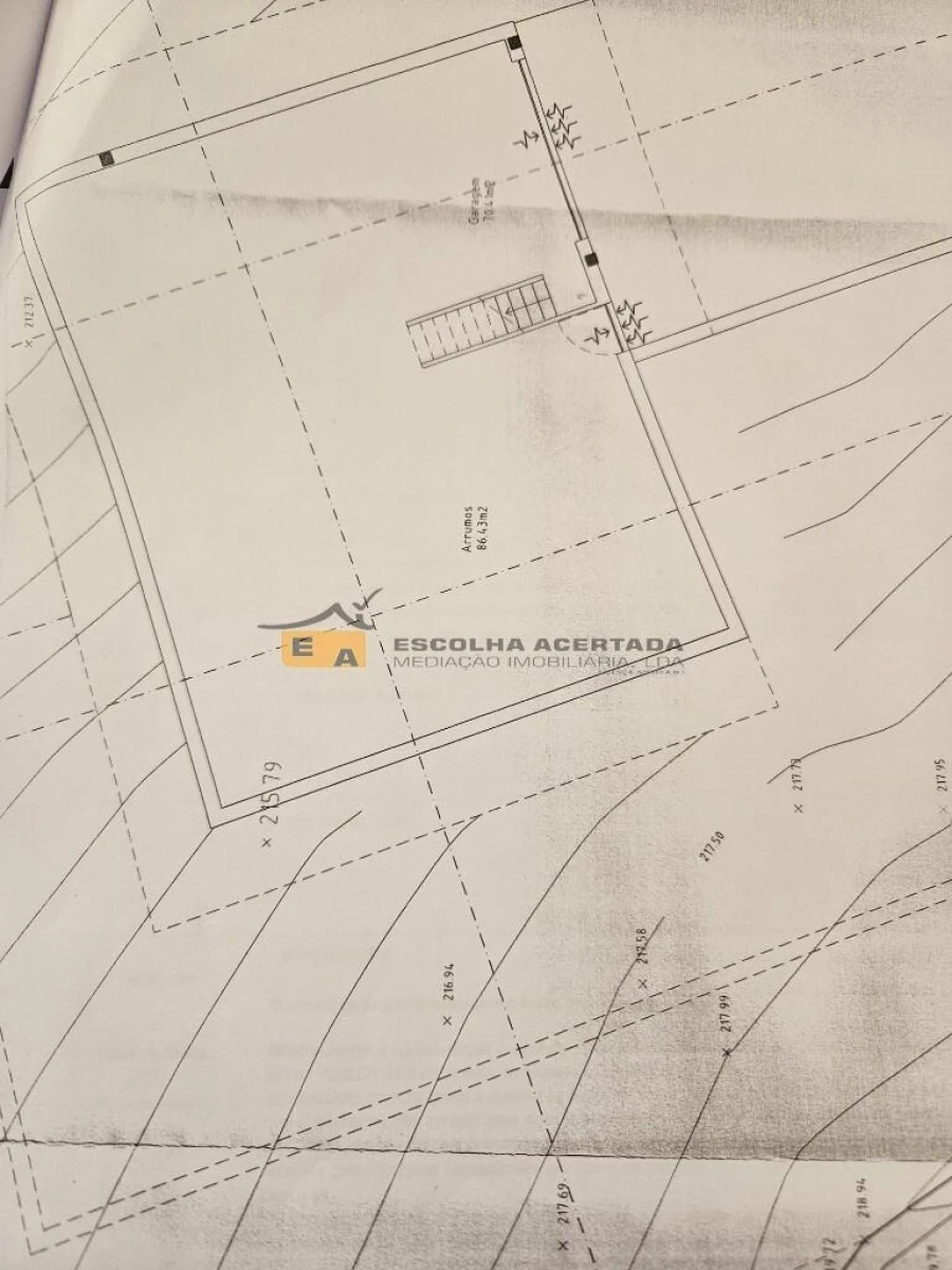 Terreno para Venda em Lamelas e Guimarei Foto 3