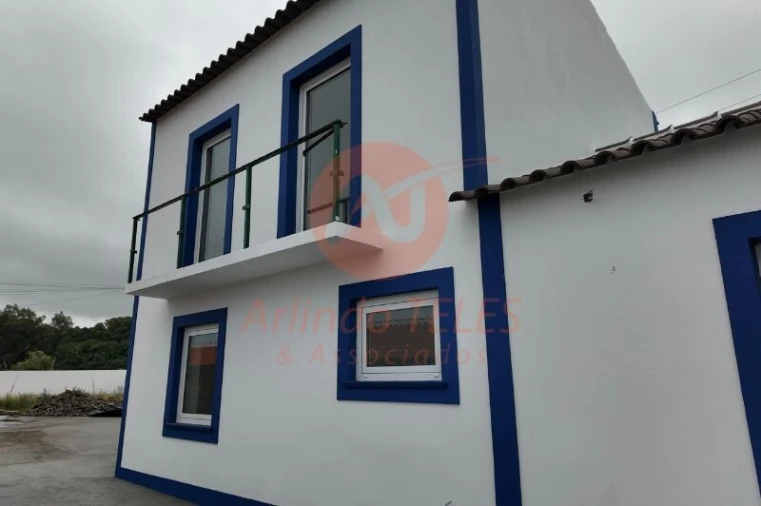 Moradia T3 para Venda em Praia da Vitoria (Santa Cruz) Foto 33