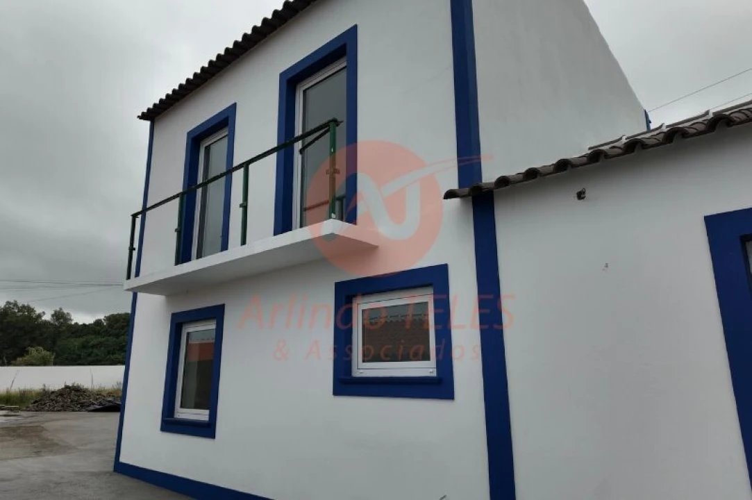 Moradia T3 para Venda em Praia da Vitoria (Santa Cruz) Foto 33