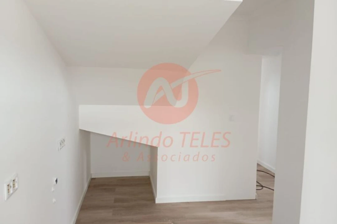 Moradia T3 para Venda em Praia da Vitoria (Santa Cruz) Foto 10