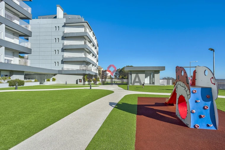 Apartamento T3 para Venda em Vila Franca de Xira Foto 4