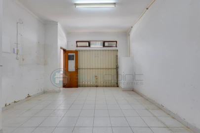 Moradia T3 para Venda em Lagos (São Sebastião e Santa Maria)