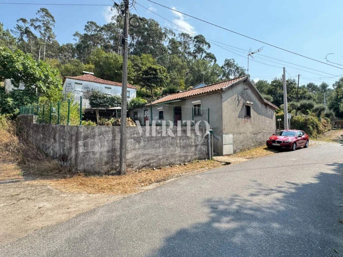 Moradia T2 para Venda em Cossourado Foto 1