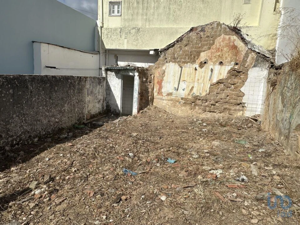 Moradia T2 para Venda em Abrigada e Cabanas de Torres Foto 3