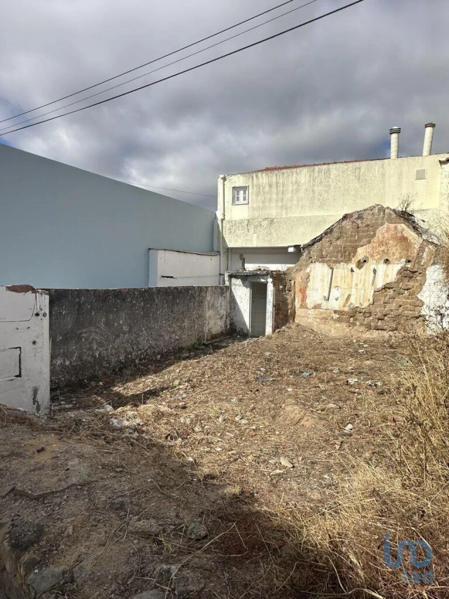 Moradia T2 para Venda em Abrigada e Cabanas de Torres Foto 7