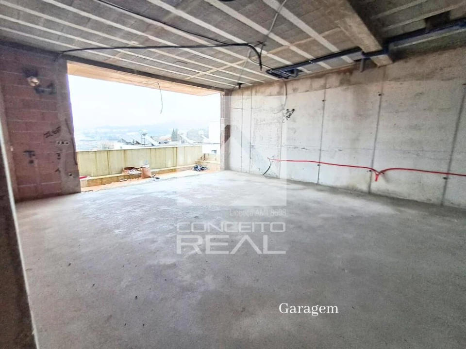 Moradia T3 para Venda em Alfena Foto 18