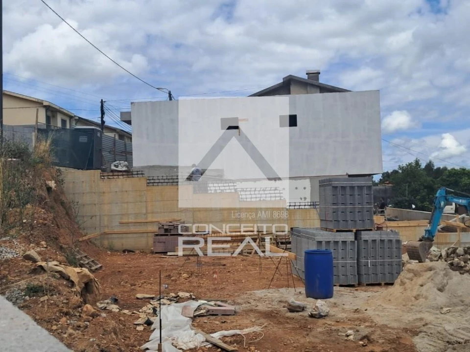 Moradia T3 para Venda em Alfena Foto 38