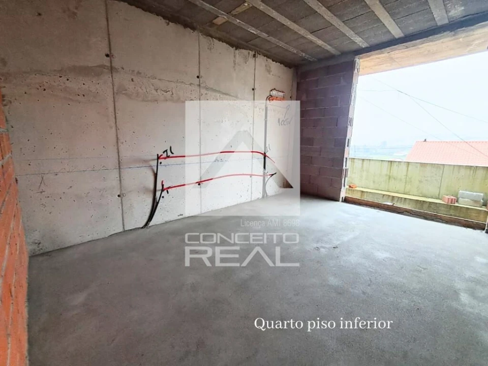 Moradia T3 para Venda em Alfena Foto 16