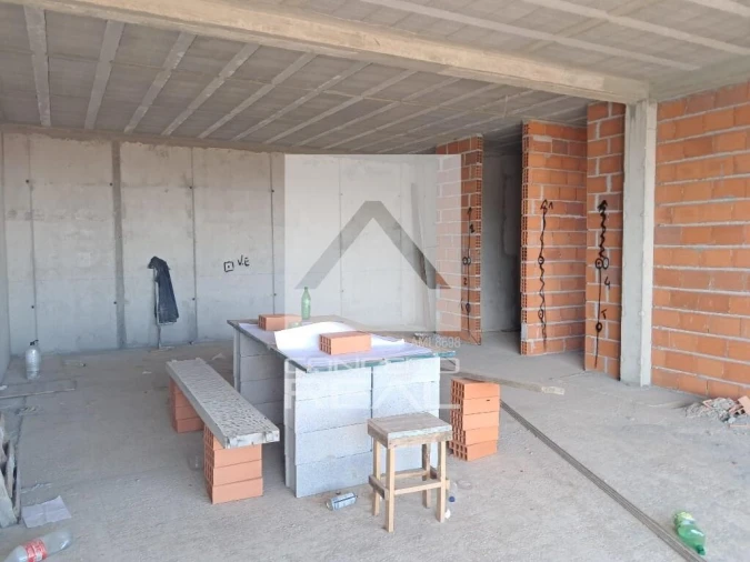 Moradia T4 para Venda em Alfena Foto 13