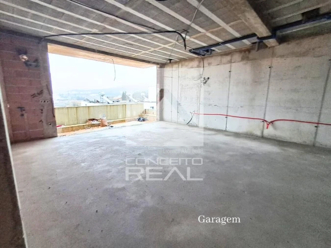 Moradia T3 para Venda em Alfena Foto 18