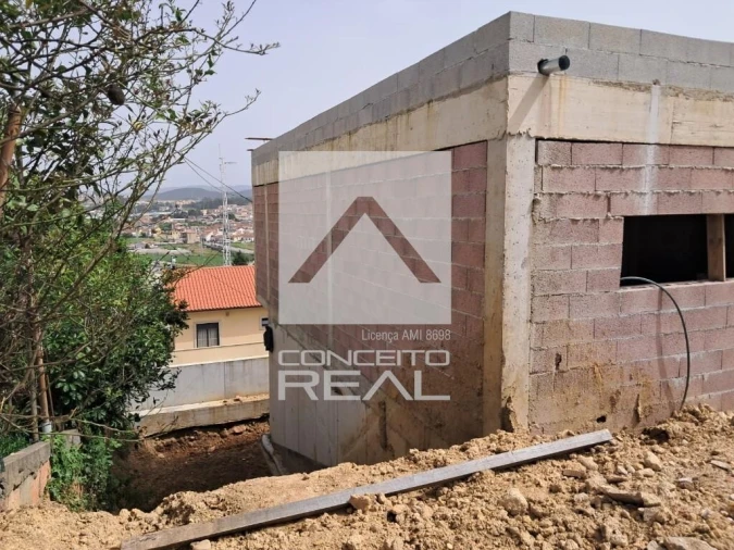 Moradia T3 para Venda em Alfena Foto 35