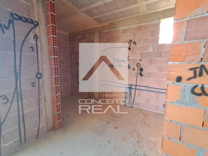 Moradia T4 para Venda em Alfena Foto 16