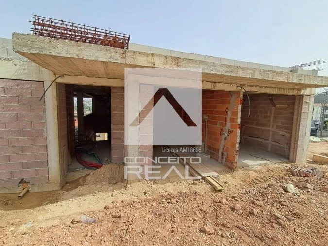 Moradia T3 para Venda em Alfena Foto 32