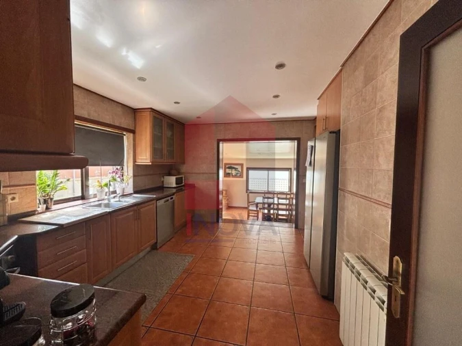 Moradia T3 para Venda em Moure Foto 4