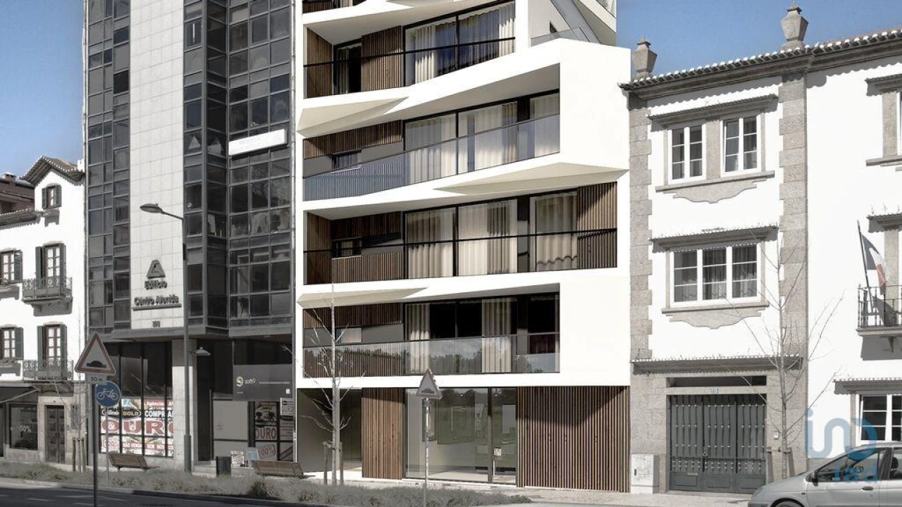 Apartamento T3 para Venda em Requeixo, Nossa Senhora de Fátima e Nariz Foto 1