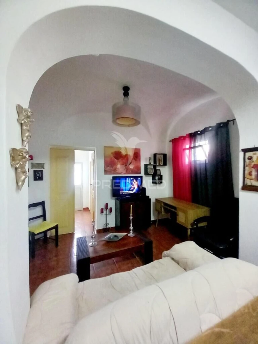 Moradia T8 para Venda em Redondo Foto 12