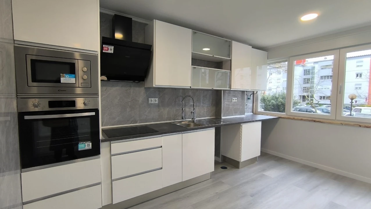 Apartamento T2 para Venda em Oeiras e São Julião da Barra, Paço de Arcos e Caxias Foto 8