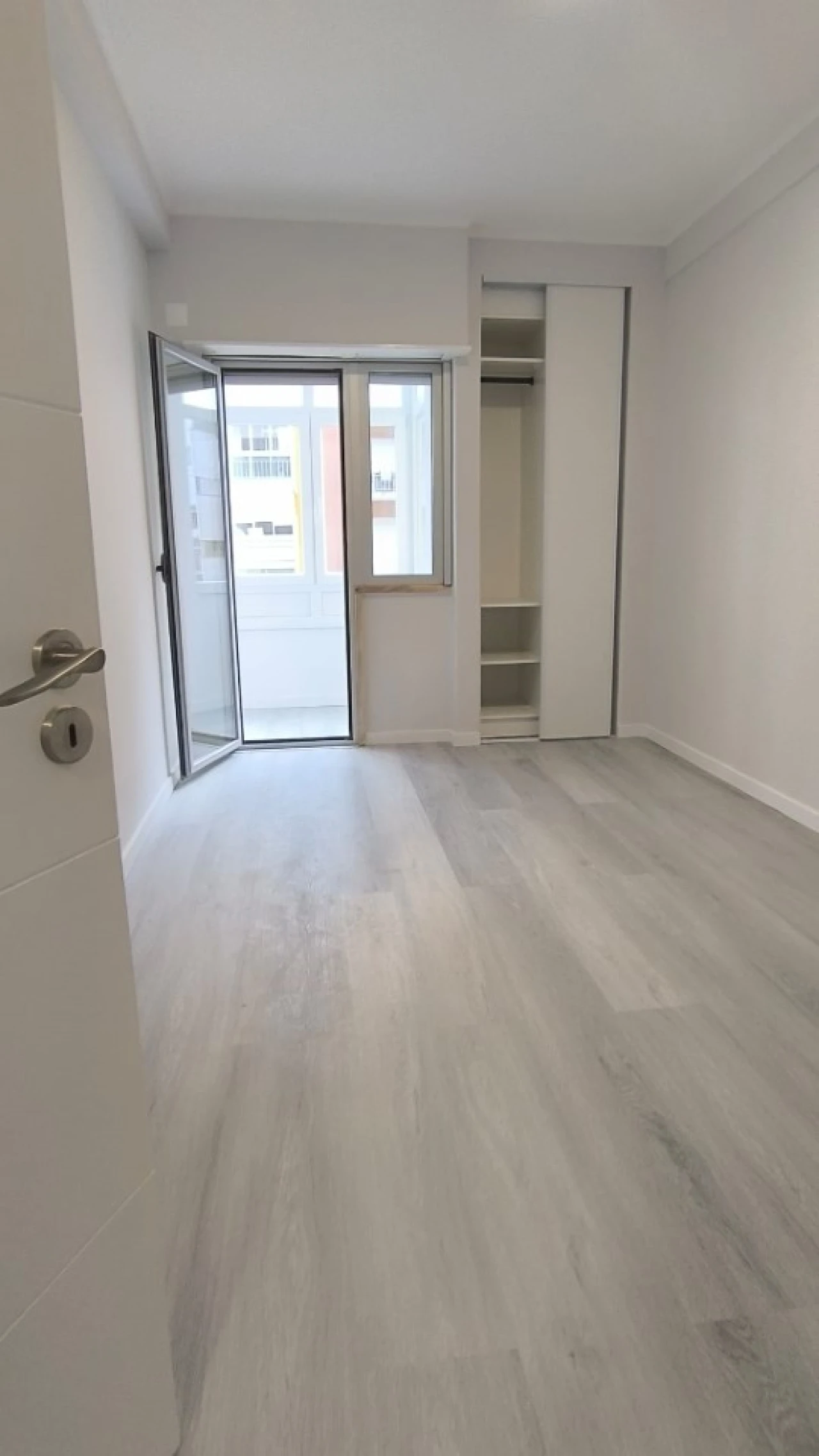 Apartamento T2 para Venda em Oeiras e São Julião da Barra, Paço de Arcos e Caxias Foto 10