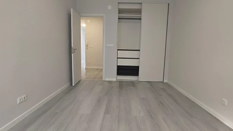 Apartamento T2 para Venda em Oeiras e São Julião da Barra, Paço de Arcos e Caxias