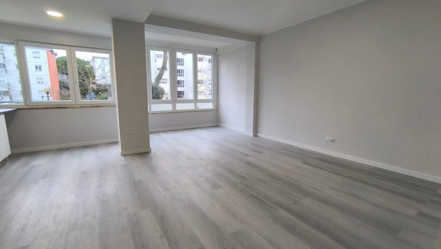 Apartamento T2 para Venda em Oeiras e São Julião da Barra, Paço de Arcos e Caxias Foto 12